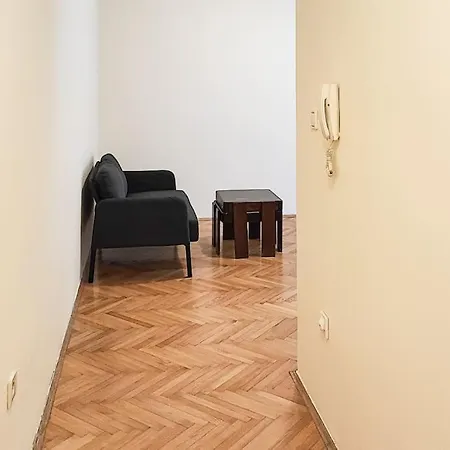 Filinhome Trg Mladenaca Apartment