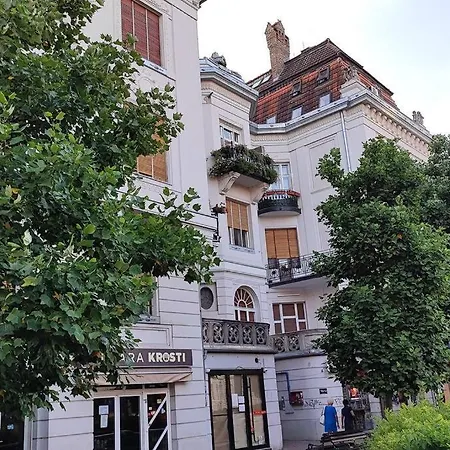 شقة Filinhome Trg Mladenaca *